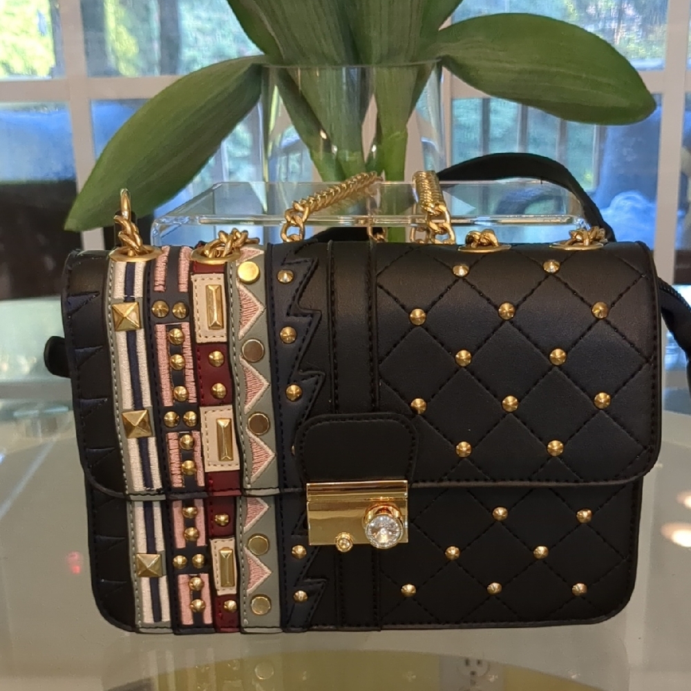 DOODOO from Italy Leather Black and Gold Quilted Women's Bag
